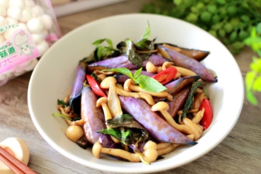 三杯菌菇燒茄子