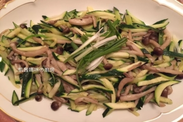 素炒櫛瓜鴻喜菇