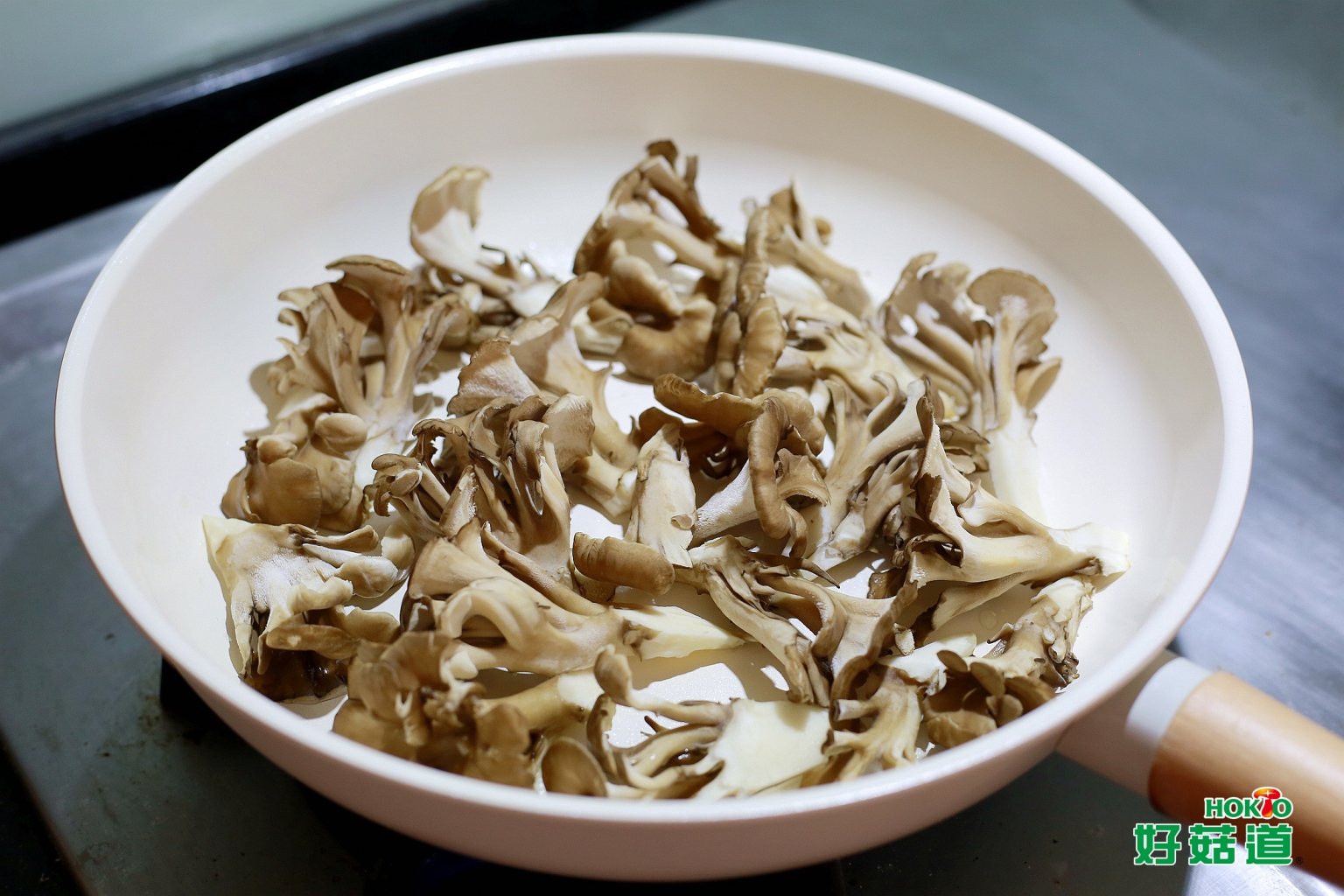 蒜香金沙舞菇 | 好菇說生活